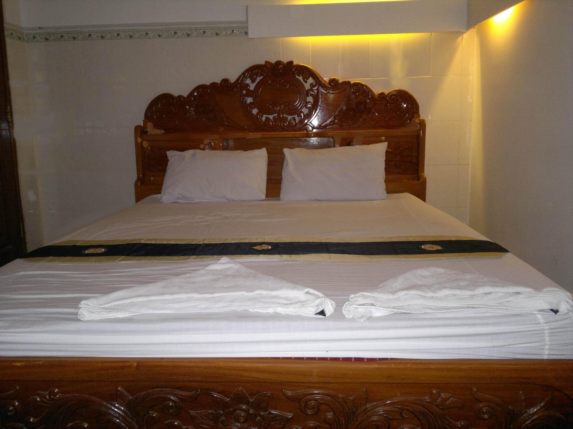 White River II Hostel Phnom Penh Exterior photo