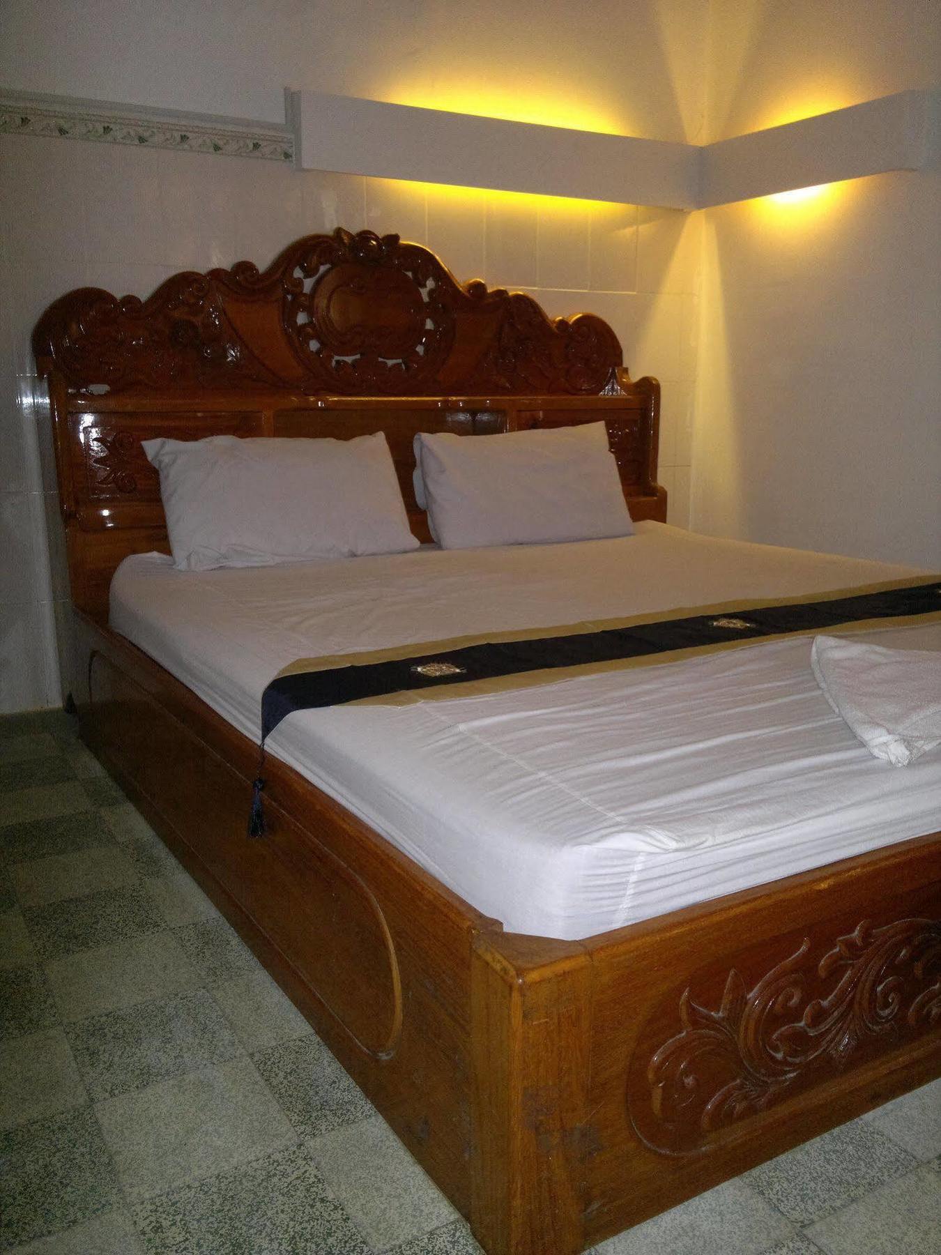 White River II Hostel Phnom Penh Exterior photo