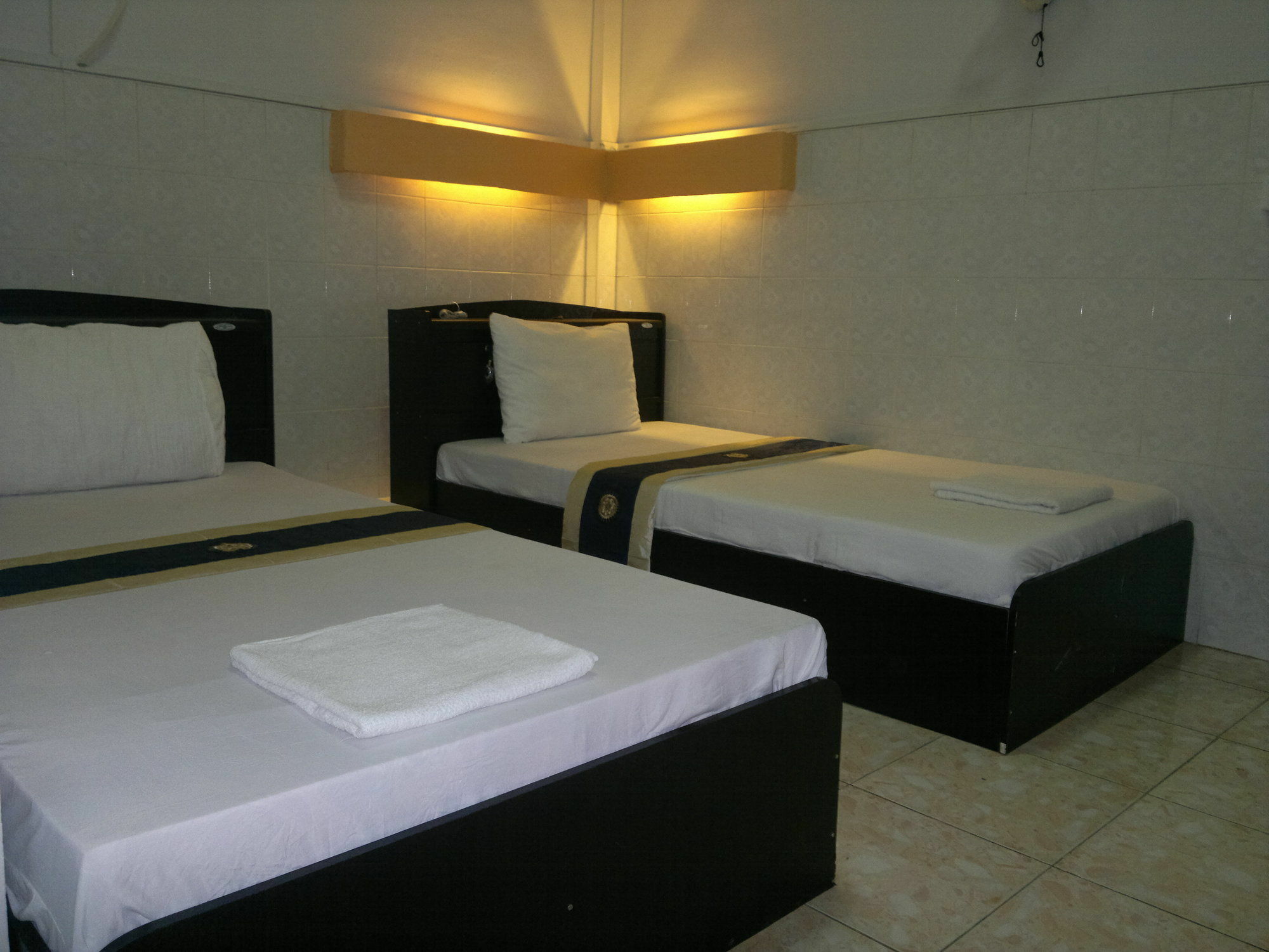 White River II Hostel Phnom Penh Exterior photo