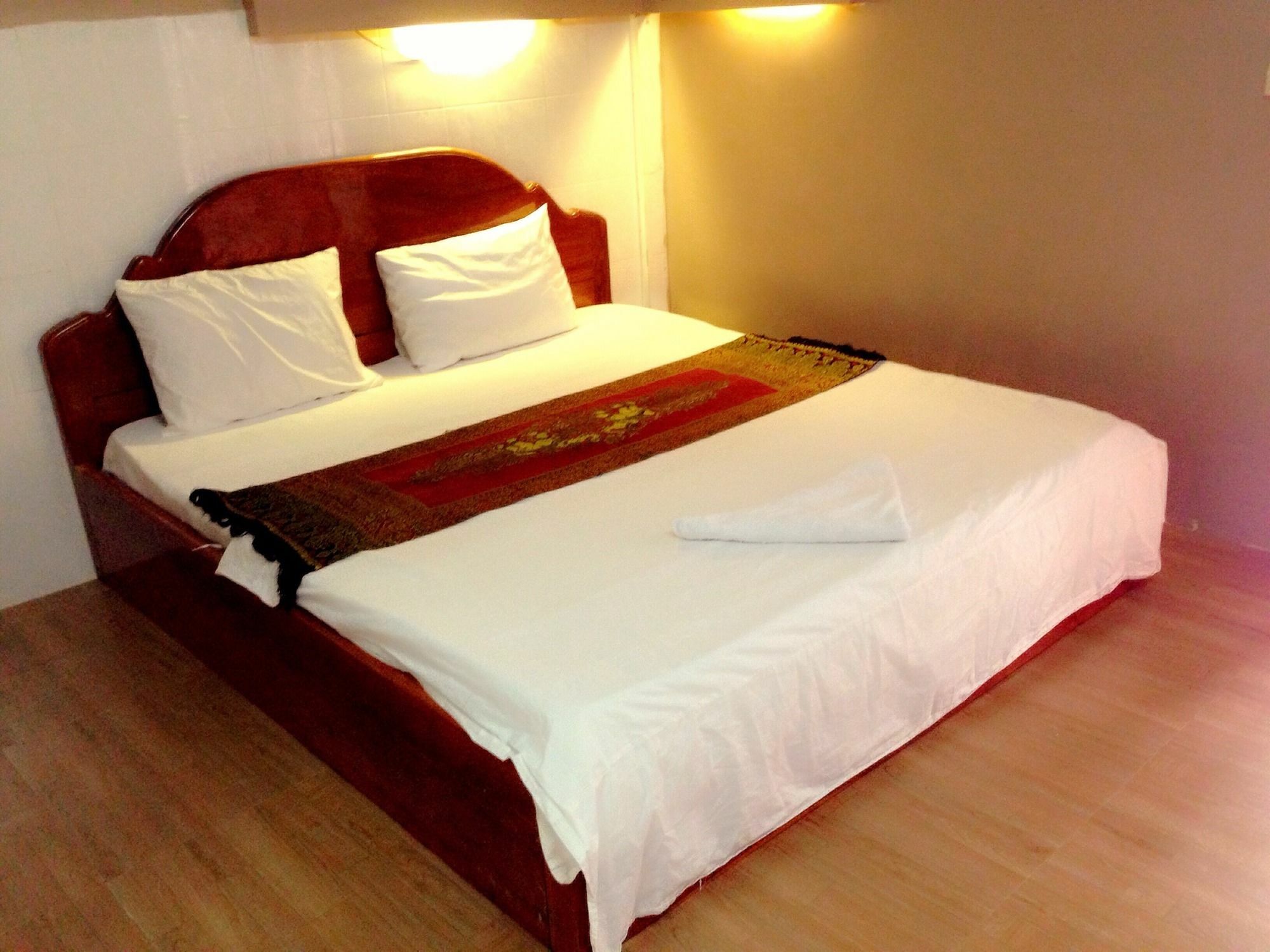 White River II Hostel Phnom Penh Exterior photo
